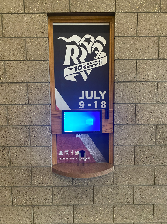 photo of chainway scanner with buttons labeled