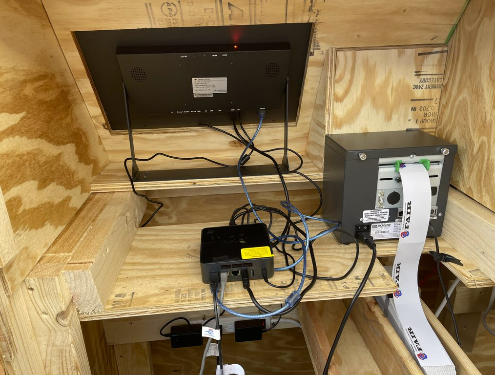 photo of chainway scanner with buttons labeled