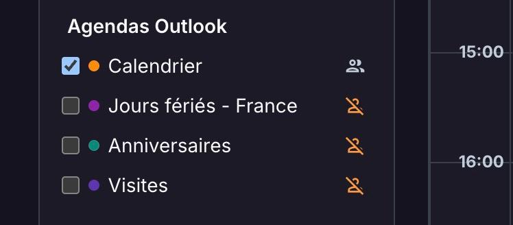 À gauche de l'agenda, les agendas Outlook : icône pleine, l'agenda est partagé avec l'équipe ; icône barrée, il ne l'est pas.