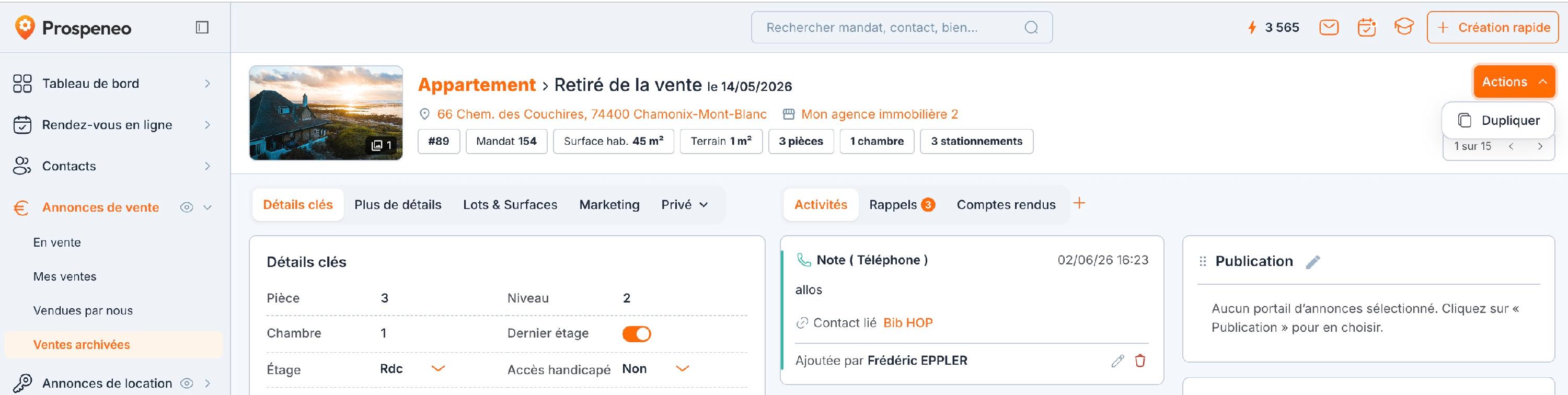 La fiche d'une annonce « Retiré de la vente » : le menu « Actions » ne propose plus que « Dupliquer ». À droite, le bloc « Publication » et son crayon.