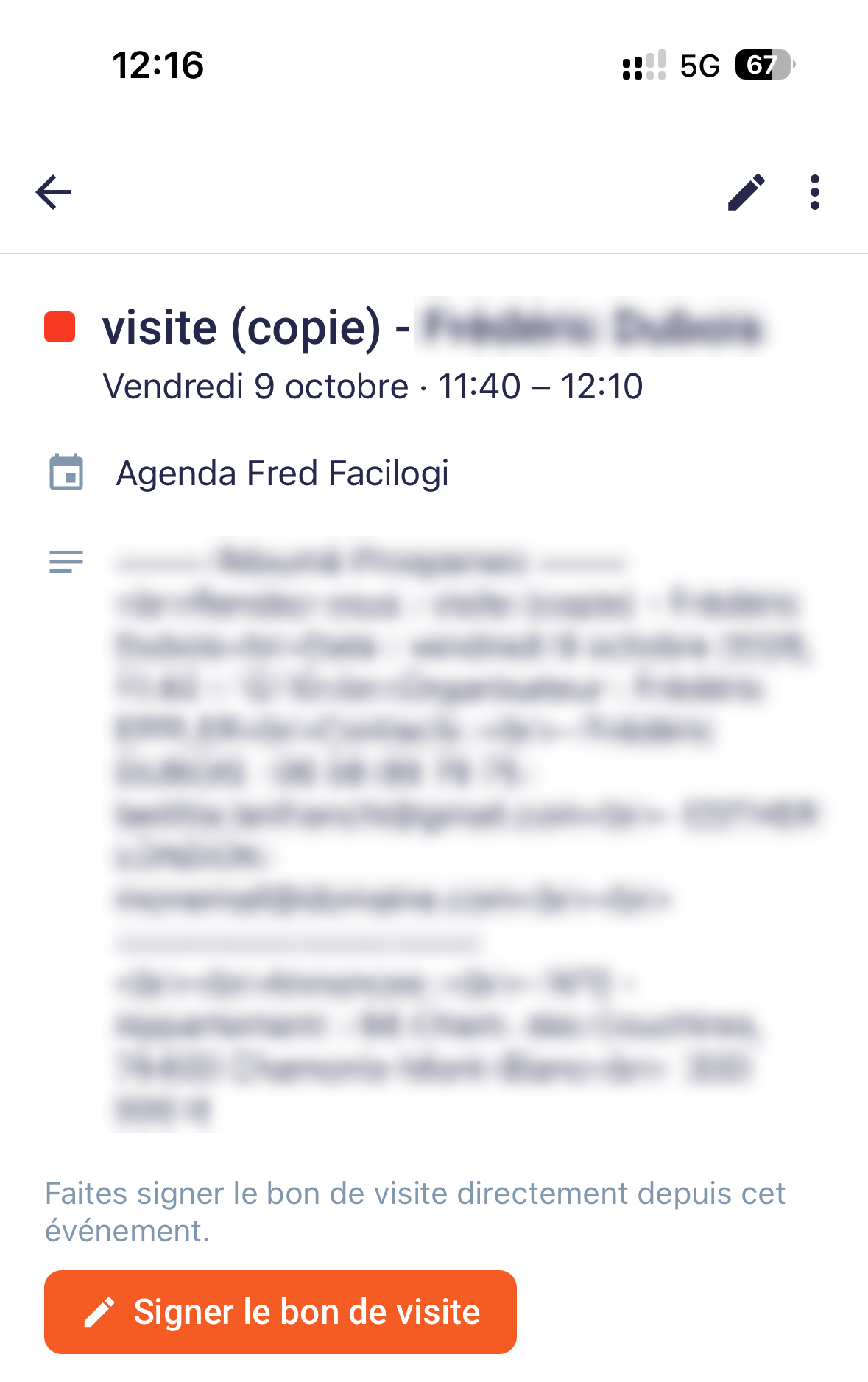 Un événement de visite ouvert dans l'agenda du téléphone : « Faites signer le bon de visite directement depuis cet événement », puis le bouton « Signer le bon de visite ».