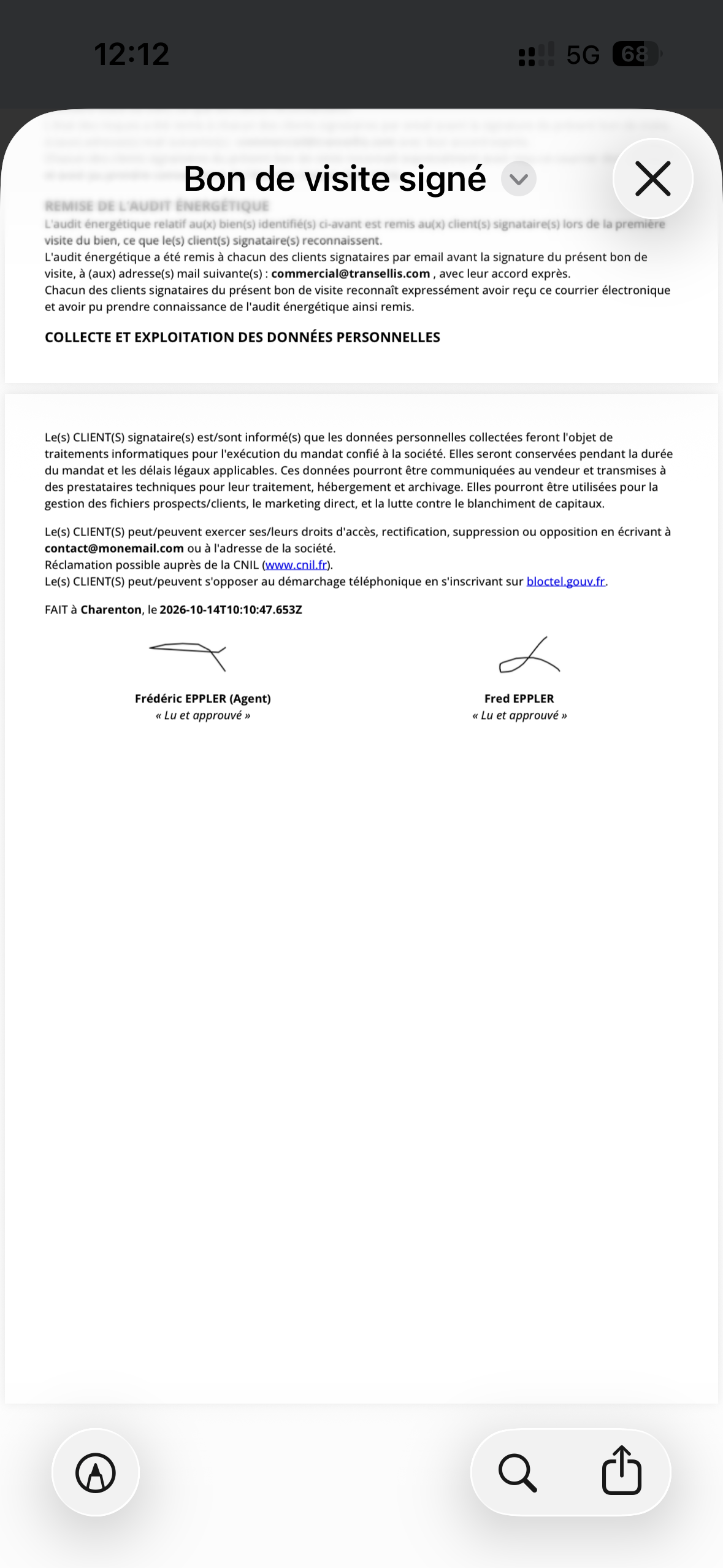 Le bon de visite signé, sur le téléphone : la signature de l'agent et celle du contact, chacune avec « Lu et approuvé ».