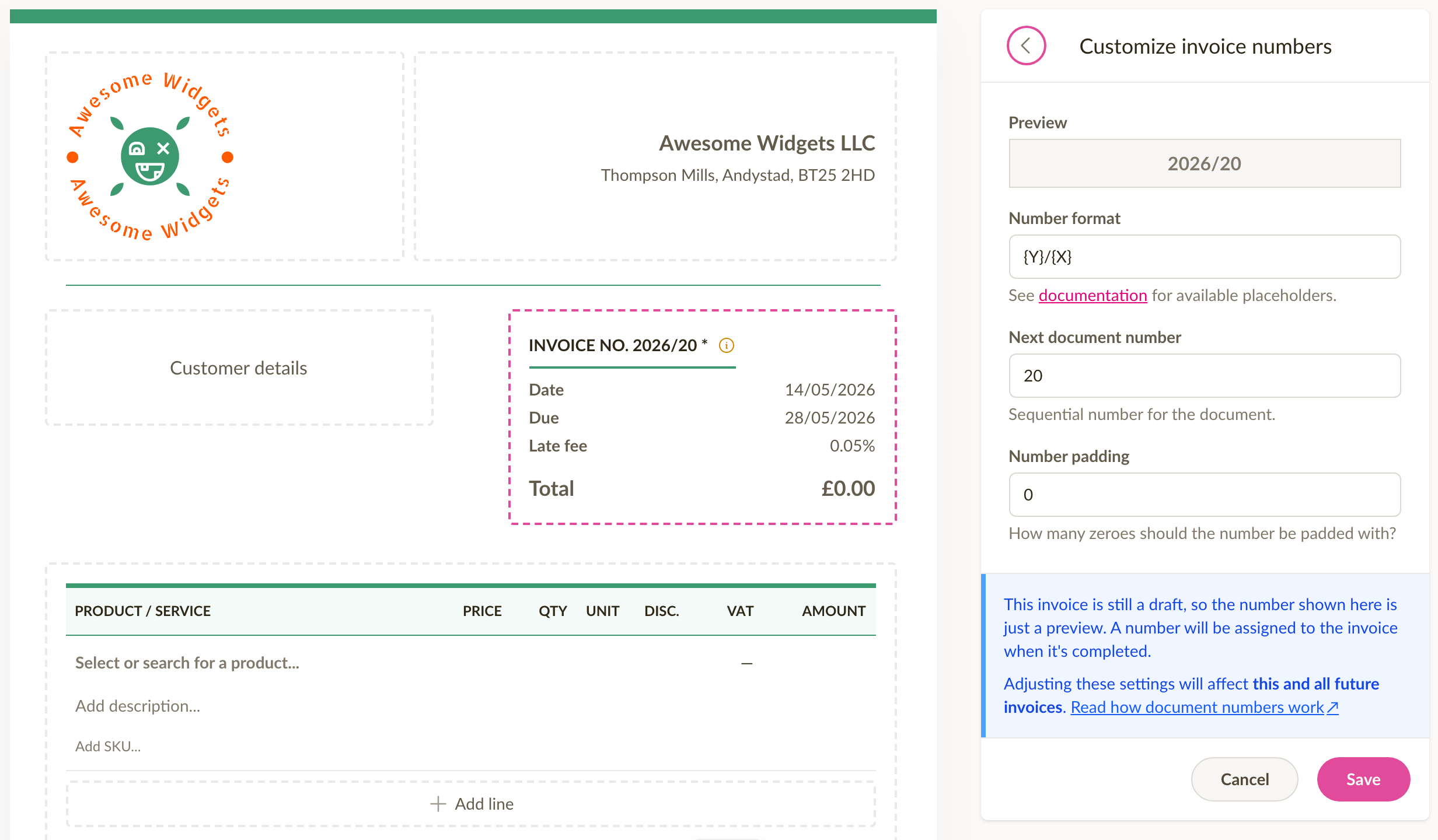 The numbering panel open while editing an invoice; the document number is highlighted in the preview
