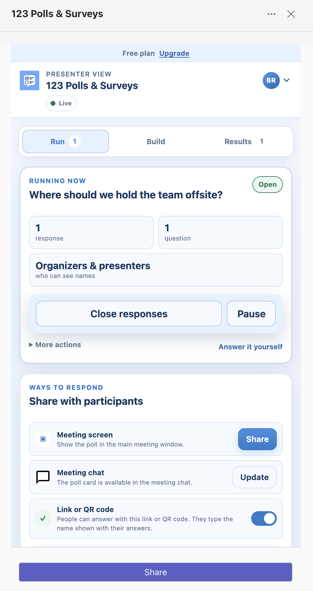 The side panel with Meeting screen and its Share button
