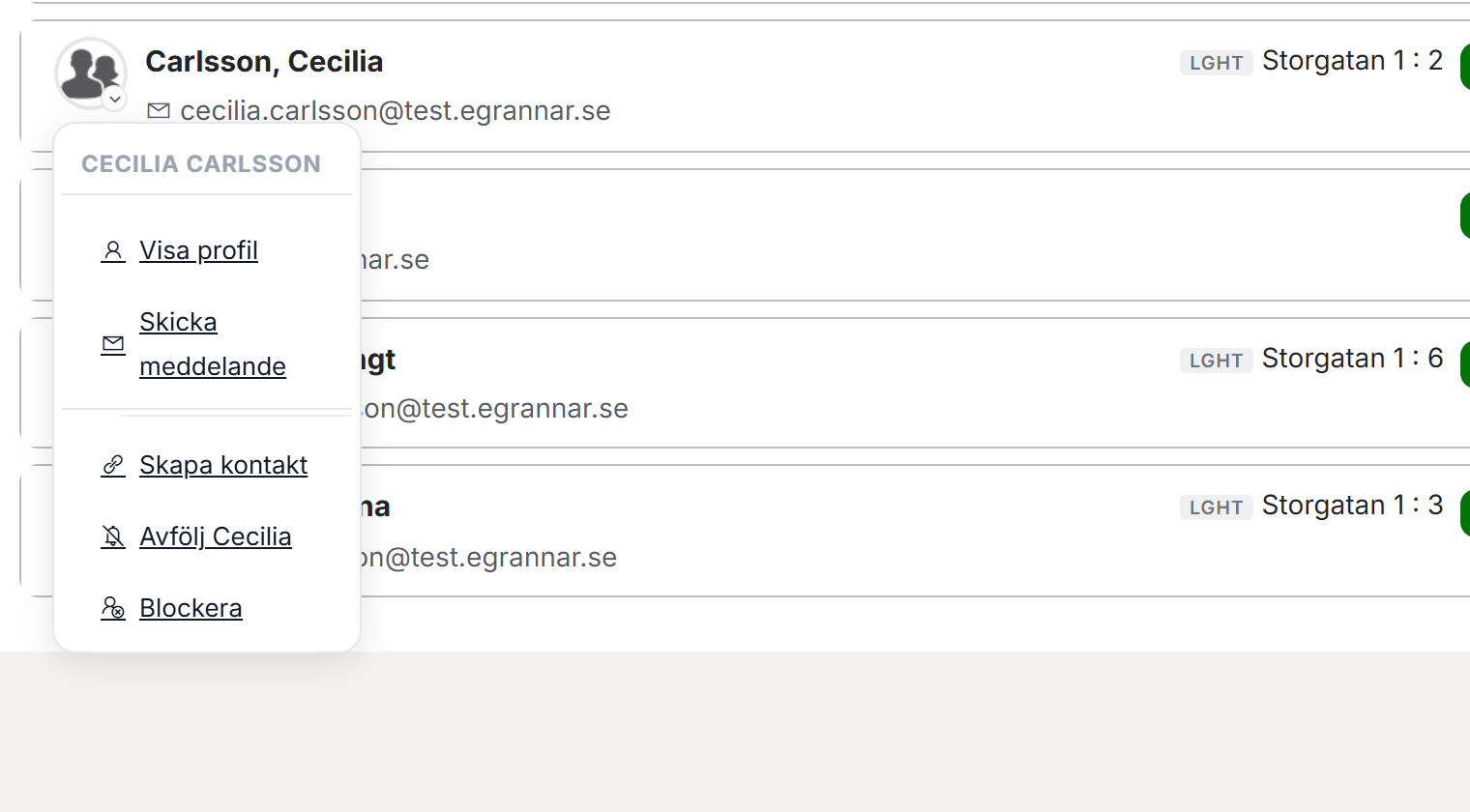 Menyn vid profilbilden i grannlistan, med valen Visa profil, Skicka meddelande, Skapa kontakt, Avfölj och Blockera