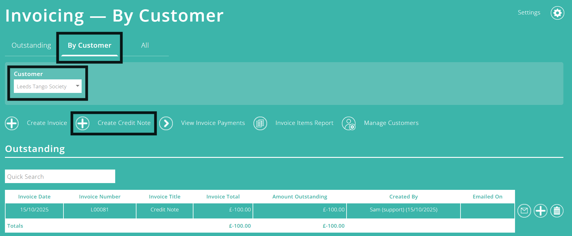 ExpensePlus screenshot of the Invoicing screen, highlighting the 'By Customer' tab, the Customer drop-down and the 'Create Credit Note' button