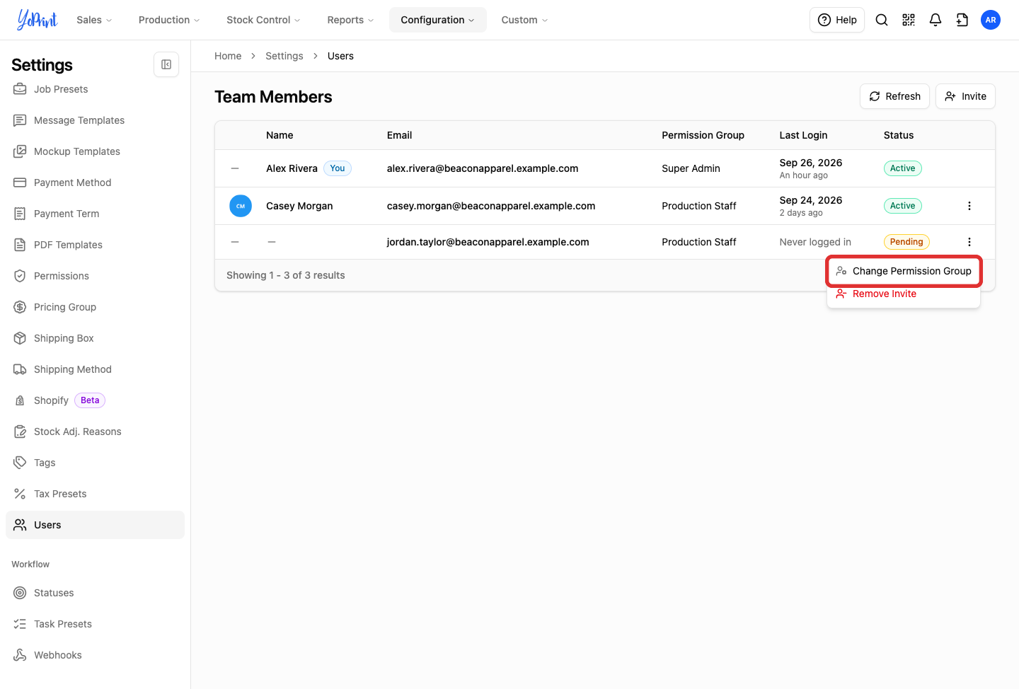 Change Permission Group option in the pending invite row menu, highlighted