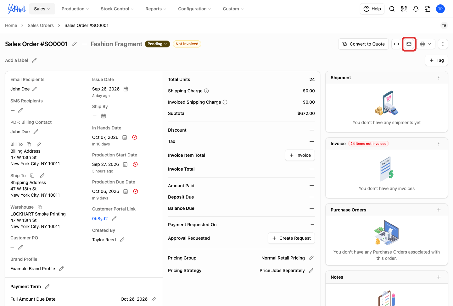 Sales order header highlighting the Customer Message button