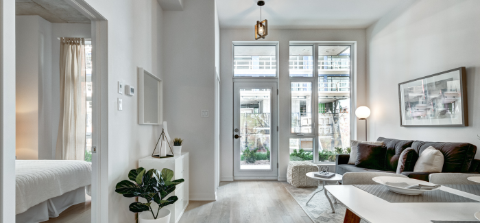 Living room in a bright, modern, furnished apartment.