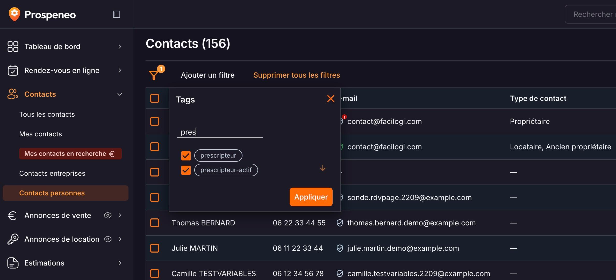 La liste des contacts, filtre « Tags » ouvert : les tags « prescripteur » et « prescripteur-actif » cochés, avant « Appliquer ».